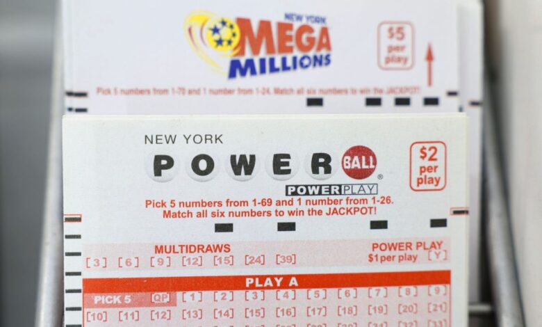 Ohio woman's mistaken lottery purchase wins seven-figure jackpot - UPI.com