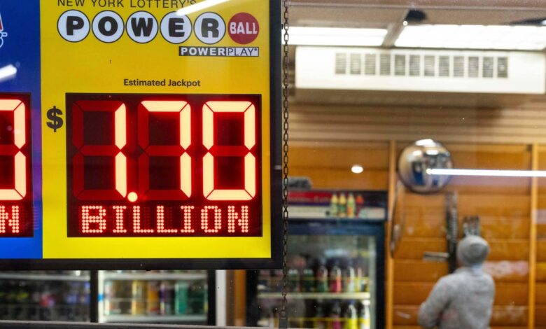 Powerball Christmas Eve jackpot will be at least an estimated $1.7 billion, the 4th largest in U.S. lottery history