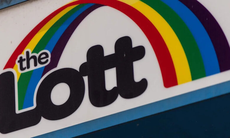 Lotto winner takes out eye-watering prize