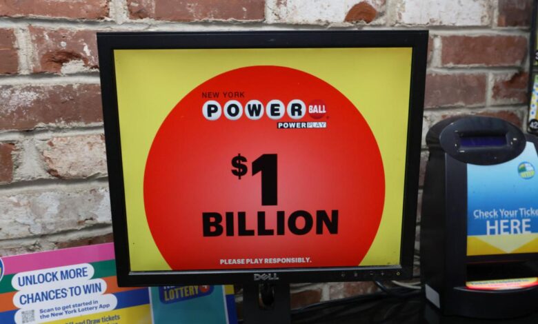 Powerball winning numbers drawn for $1 billion jackpot
