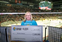 Otsego Woman Wins $1 Million at the Michigan Lottery’s Millionaire Maker Second Chance Event