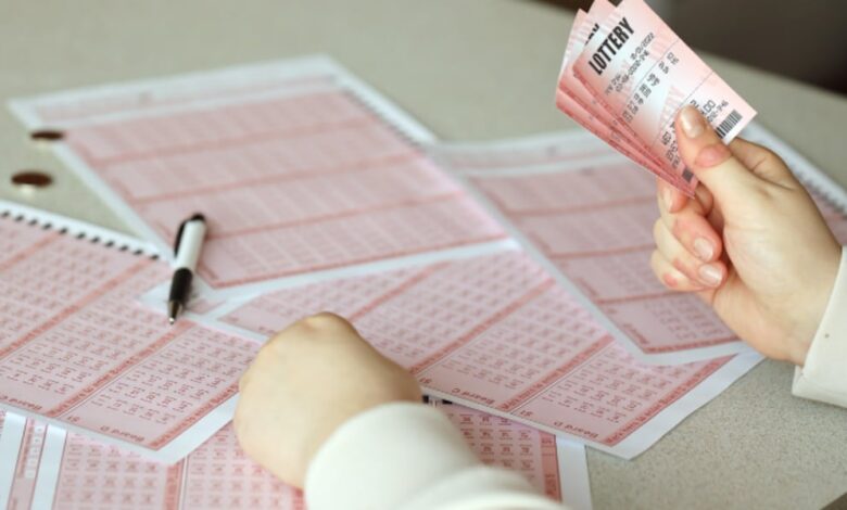 ‘Do the right thing’: Man turns in lost $500 lottery ticket, wins $586K jackpot weeks later
