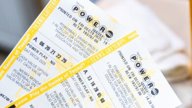 Buyer in Arkansas wins $1.8 billion stocking stuffer in Christmas Eve Powerball drawing