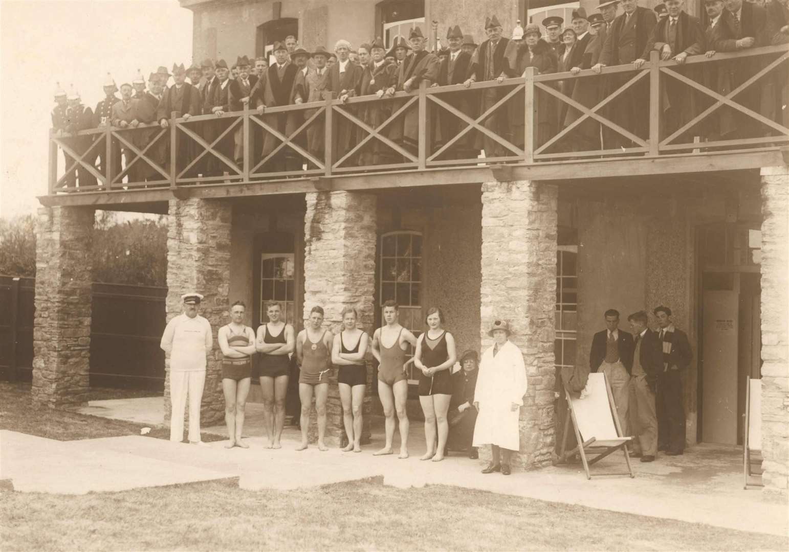 A shot of Lymington's sea water baths taken in 1933 (picture: St Barbe)