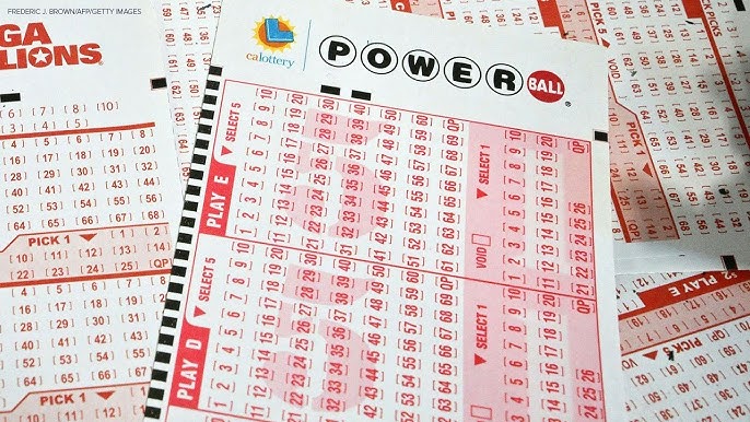 Top Powerball ticket sold in California