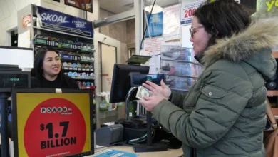 Single ticket wins $1.8 billion Powerball jackpot on Christmas Eve