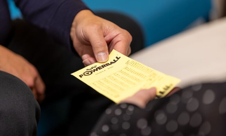 Powerball jackpot rolls over as three players win $333k in First Division