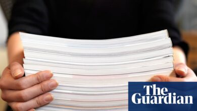 ‘Obvious markers of AI’: doubts raised over winner of short story prize