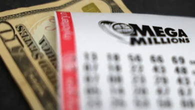 Mega Millions jackpot soars to $900M ahead of Tuesday’s drawing. What's the cash payout?