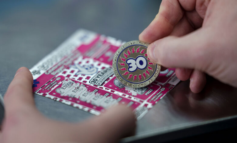 Allywn recognises top National Lottery retailers with exclusive ‘Scratch-coin’ giveaway