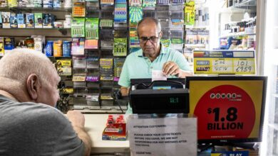 As Powerball Nears Record, Ticket Buyers Dream of New Houses and Winning in Secret