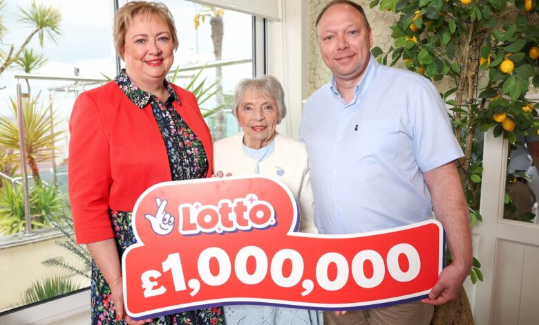 'He's looking out for us" - Late husband's Lotto numbers win grandmother £1m | ITV News