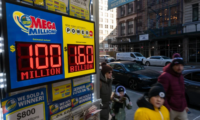 NEW YORK, NEW YORK - DECEMBER 22: An advertisement for Powerball is displayed outside of a newsstand in Manhattan on December 22, 2025, in New York City. After the last drawing produced no winners, the U.S. Powerball jackpot has risen to an estimated $1.6 billion ahead of Monday night's drawing, which will be one of the largest lottery prizes in American history. (Photo by Spencer Platt/Getty Images)