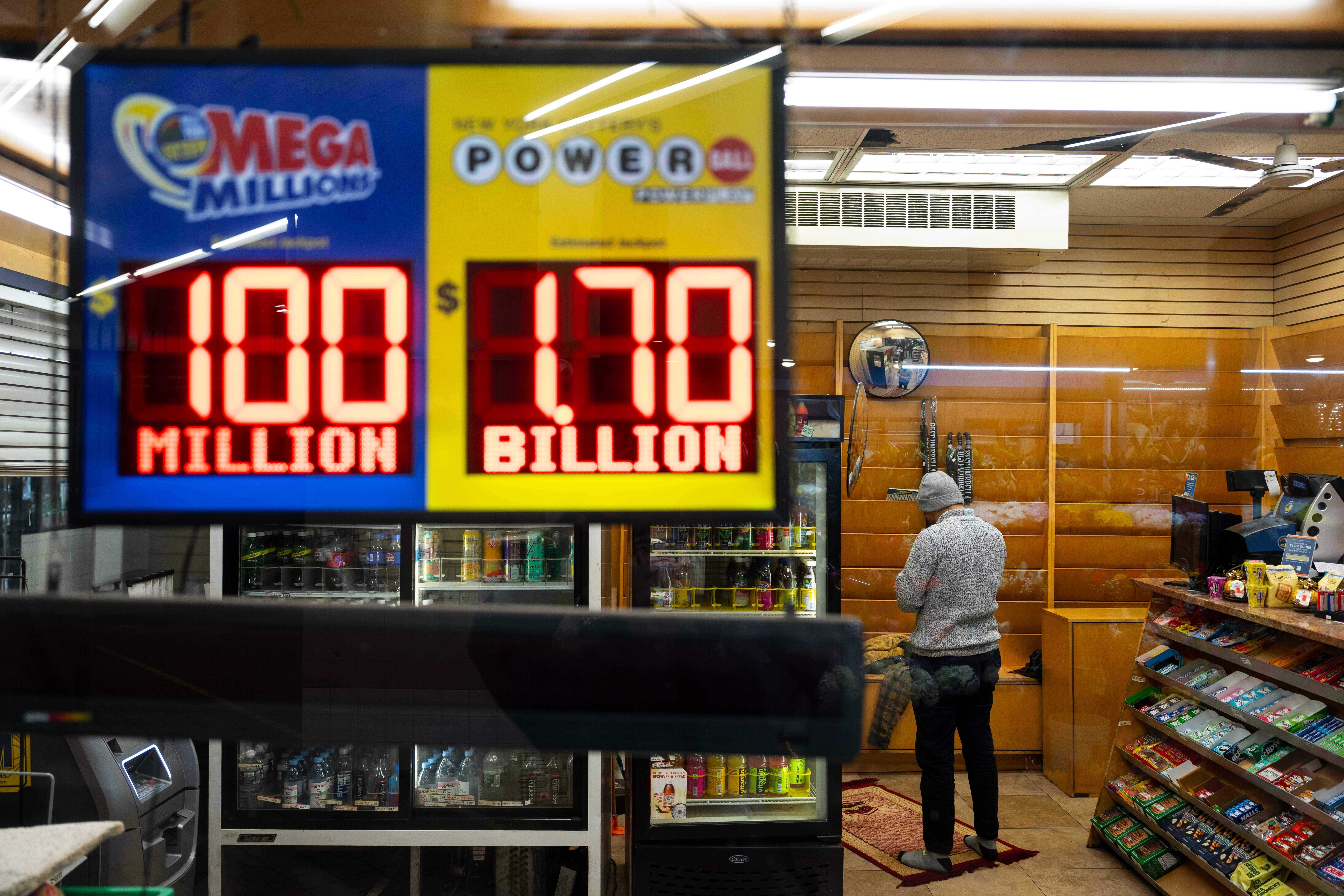 The prize, which has a final total of 1.87 billion, has been steadily climbing in value for weeks