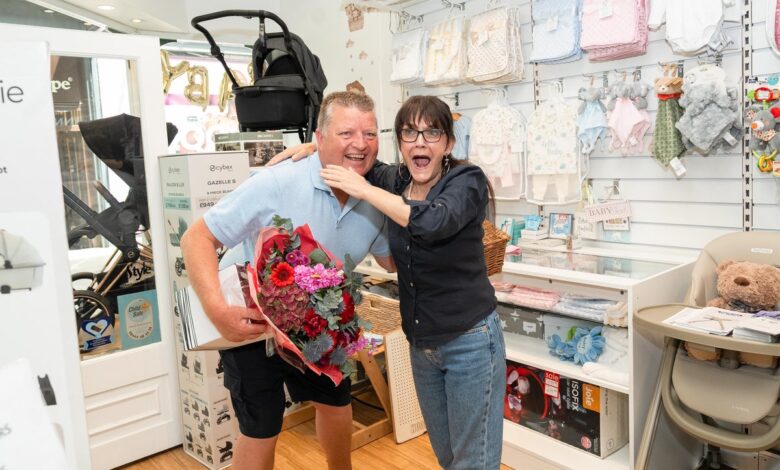Man who quit delivery job after £5.2 million lottery win returns to former workplace