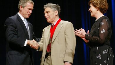 Psychiatrist Robert Coles, Pulitzer Prize-winning author who championed needs of children, dies