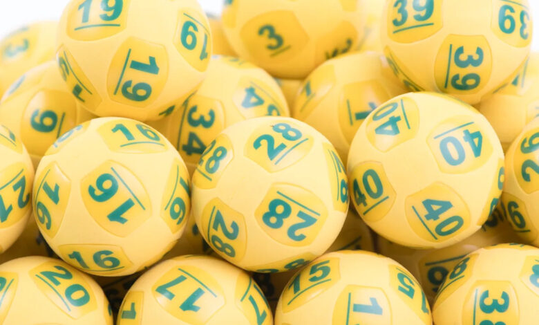 Oz Lotto jackpots to eye-watering $80 million