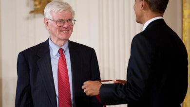Pulitzer-winning historian honored by Obama dies after car hits him in Rhode Island supermarket parking lot