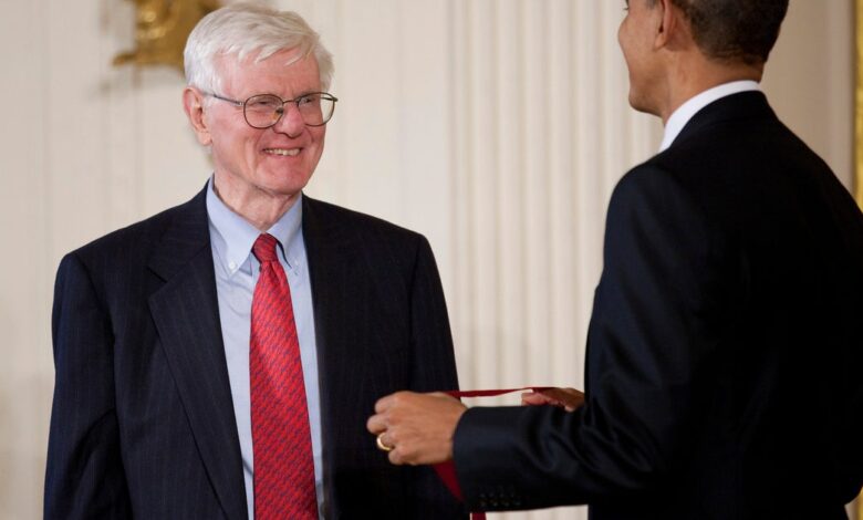 Pulitzer-winning historian honored by Obama dies after car hits him in Rhode Island supermarket parking lot