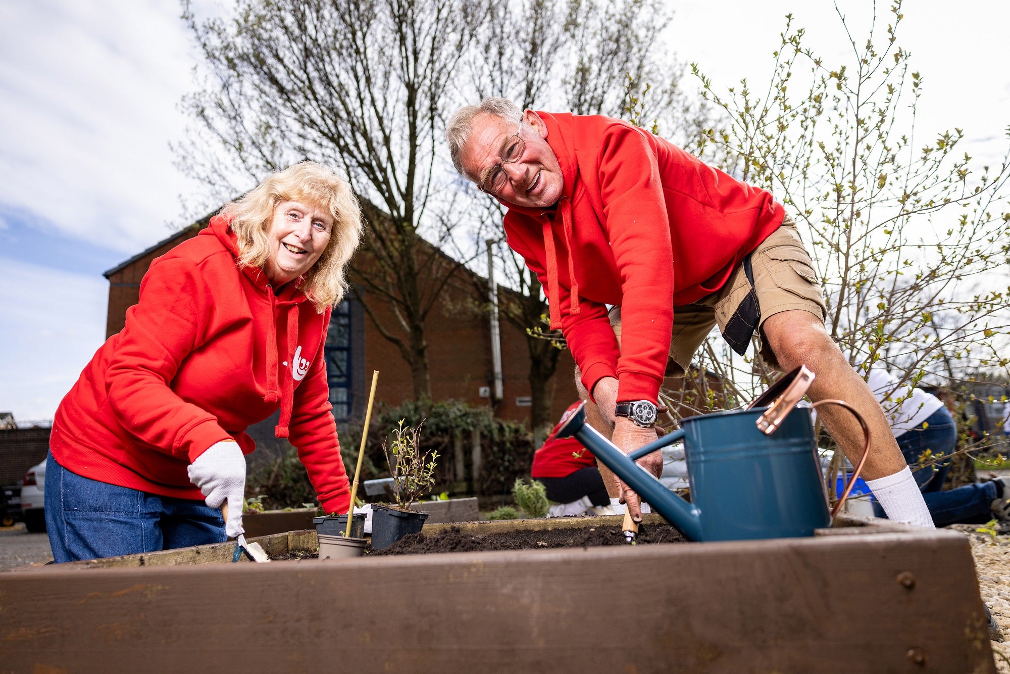 The couple recently volunteered with members of the local community at Odd Arts in Hulme