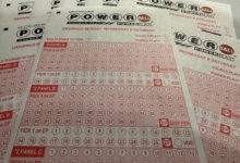 Powerball jackpot hits $258M: Tonight's winning numbers