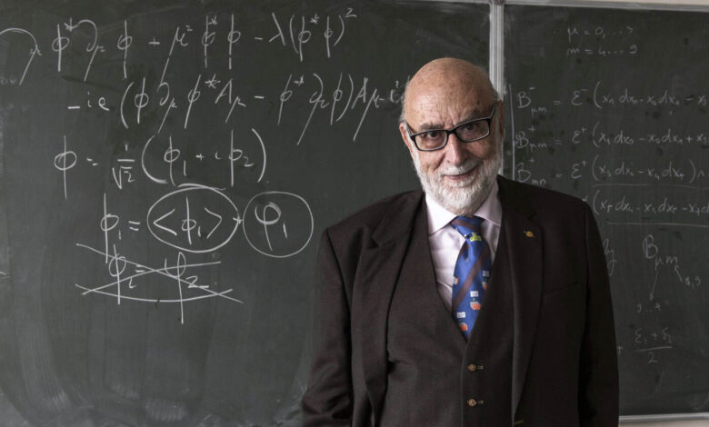 Belgian Nobel-prize-winning theoretical physicist François Englert dies aged 93 – Physics World