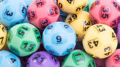 Mom Learns She's a Lottery Millionaire After Scrolling on Facebook: 'We're in So Much Shock'