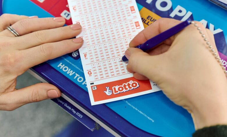 Falkirk couple win £1m Lotto jackpot after beating deadline