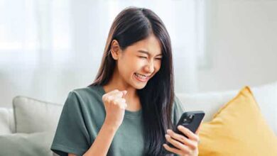 woman-lottery-win-celebrates-jackpot-news