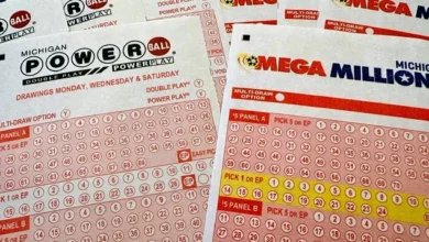 Combined Powerball and Mega Millions jackpots top $1B. What's at stake