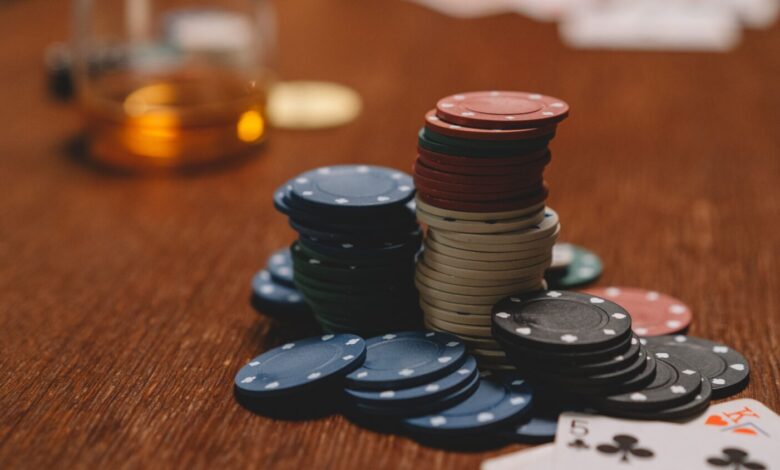 1 in 5 Arizona adults experience gambling-related harm, state report finds - KTAR.com