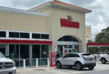 Will Florida's $800M Mega Millions winner stay anonymous?