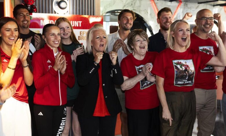 Legends toast Team Wales success at Glasgow 2026 watch party
