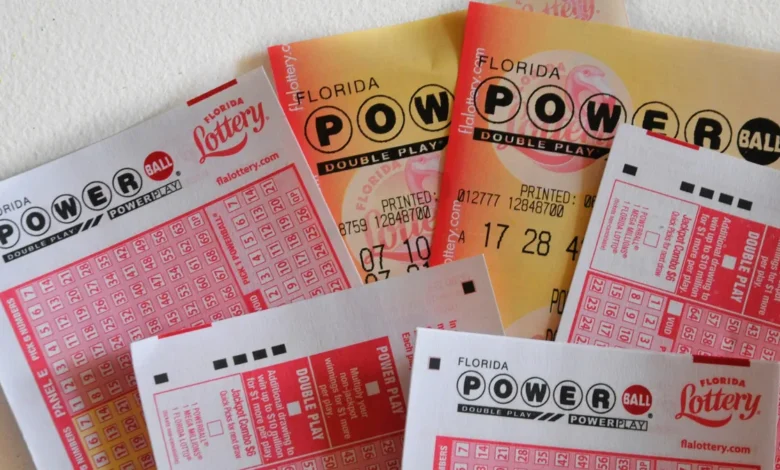 Powerball reaches $748M. Financial advisors say winners should do this