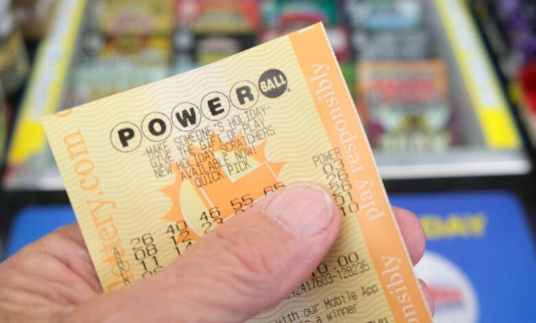 Powerball jackpot hits $856M, Philadelphia players line up for chance at record prize