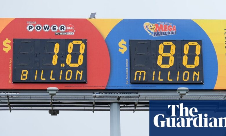 Lottery ticket sold at Illinois gas station wins $1bn Powerball jackpot