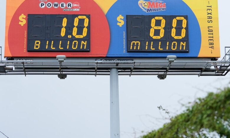 Powerball ticket sold in Sacramento area wins more than $820,000 after matching 5 numbers