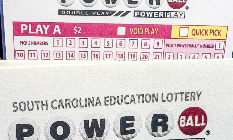Powerball hits $567 million as game goes international ahead of next drawing